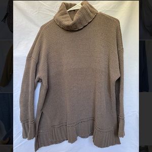 Aerie turtle neck knit sweater